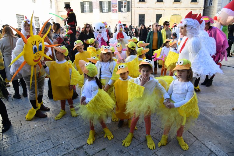 Najslađa maškarata na Stradunu