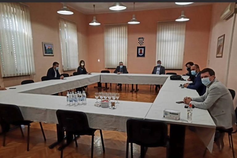 Dobroslavić i Marević na radnim sastancima u Opuzenu i Zažablju: Teme projekti i planovi za dolinu Neretve i COVID