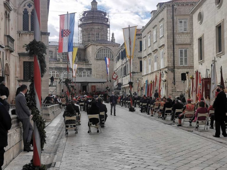 VIDEOSNIMKA: Svečano euharistijsko slavlje i procesija svetoga Vlaha