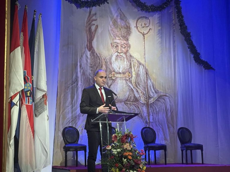 SNIMKA: Svečana sjednica Gradskog vijeća Grada Dubrovnika