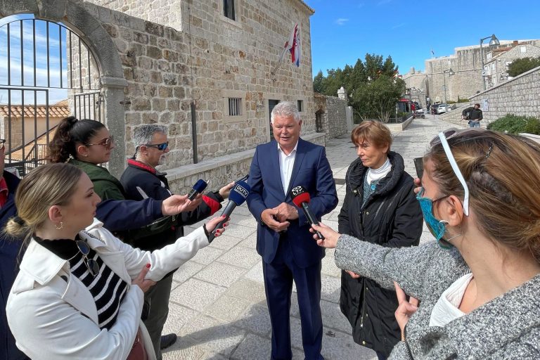 “Kad preuzmem vlast, osnovat ću Dubrovački stožer za borbu protiv pandemije”