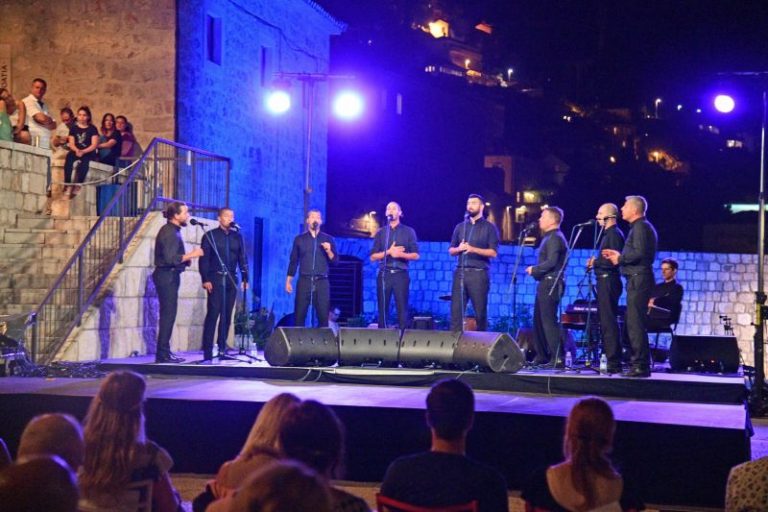 Započinje “Ljeto u Lazaretima” uz besplatan koncert Klape Cambi