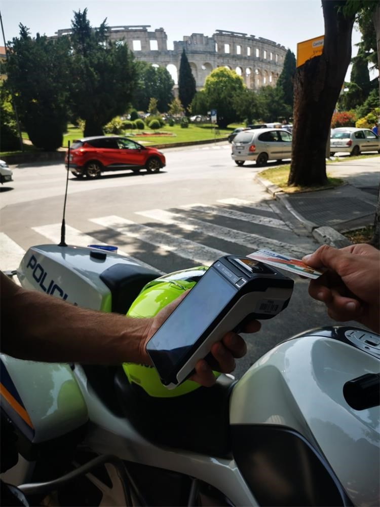 VELIKA NOVOST Plaćanje kazne za prometni prekršaj u gotovini odlazi u povijest