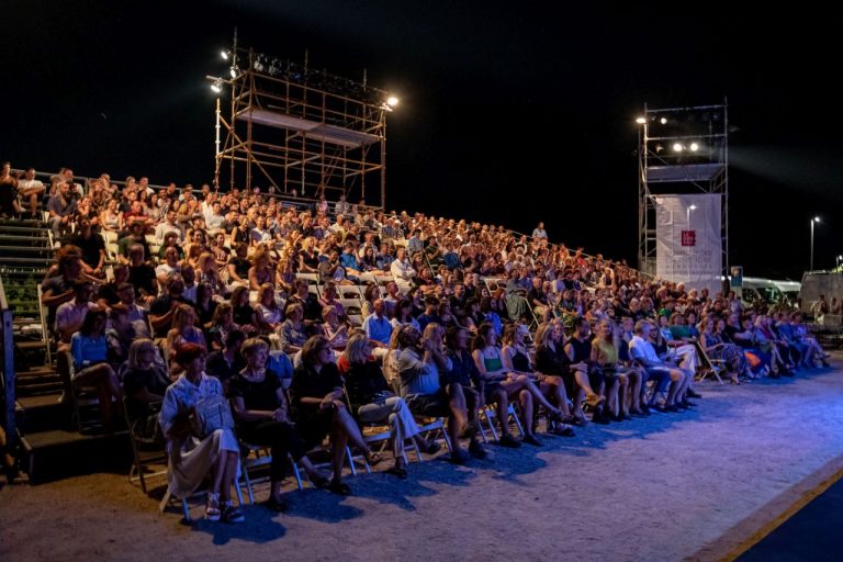 Nezaboravan koncert Coryja Henryja u parku Gradac