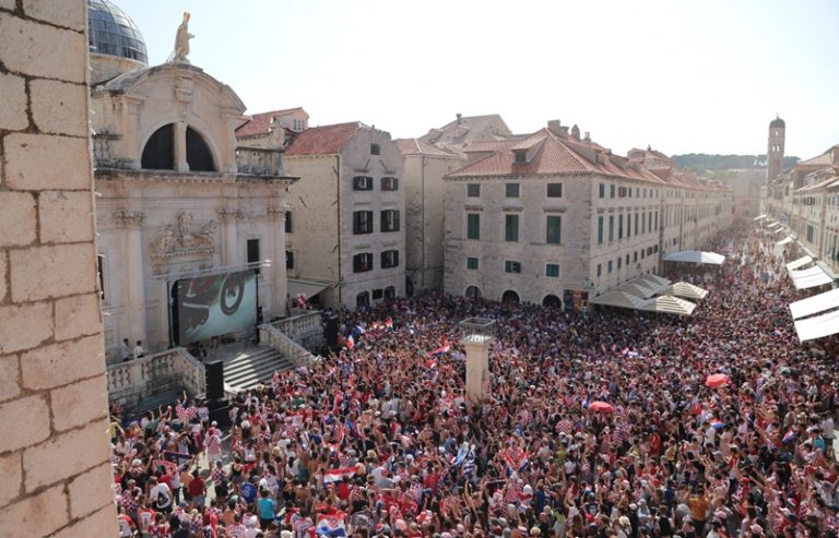 NAVIJAČKA EUFORIJA: Gdje ste bili na današnji dan 2018.?