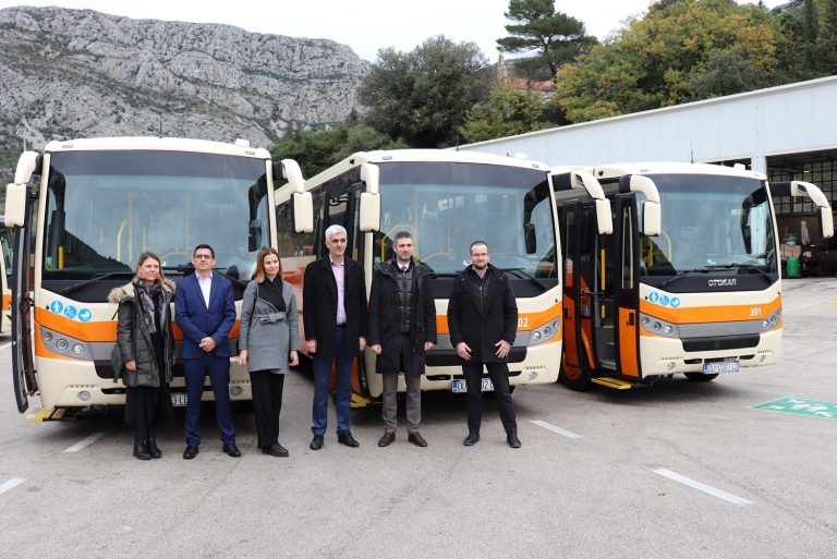 Stigla još tri midi autobusa financirana EU sredstvima