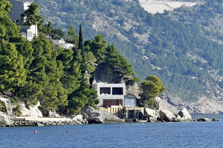 Ako se usvoji novi Zakon o pomorskom dobru, to znači da možemo reći adio kupanju na našim plažama