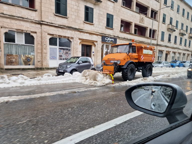 Iznenađenje na dubrovačkim cestama –  ralica!