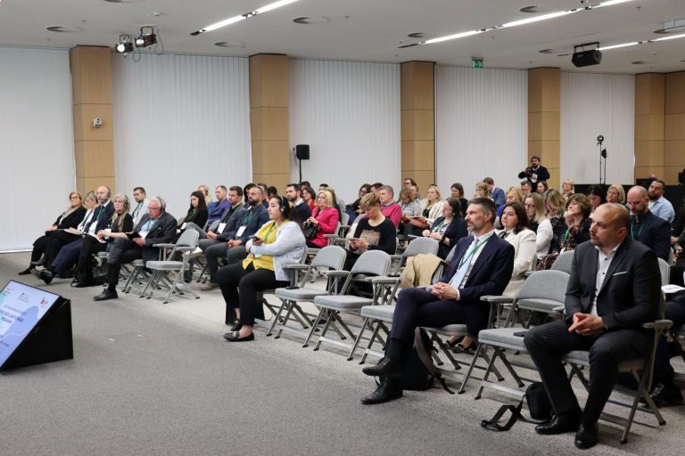 Iskustva Dubrovnika u zelenoj tranziciji na panelu “Dekarbonizacija gradova i županija”