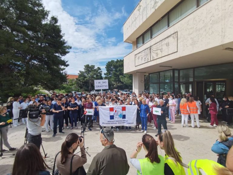 Medicinske sestre i tehničari najavili prosvjed: Ako vlada ne odgovori, idemo u štrajk