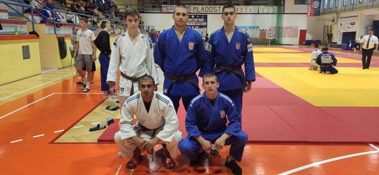 Judaši ponovno osvjetlali “obraz” i donijeli u Grad brojne medalje