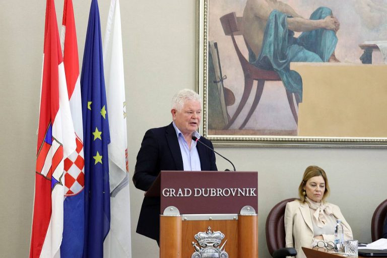 Vlahušić: Nakon povećanja plaće gradonačelnika, treba povećati subvencije i socijalna davanja