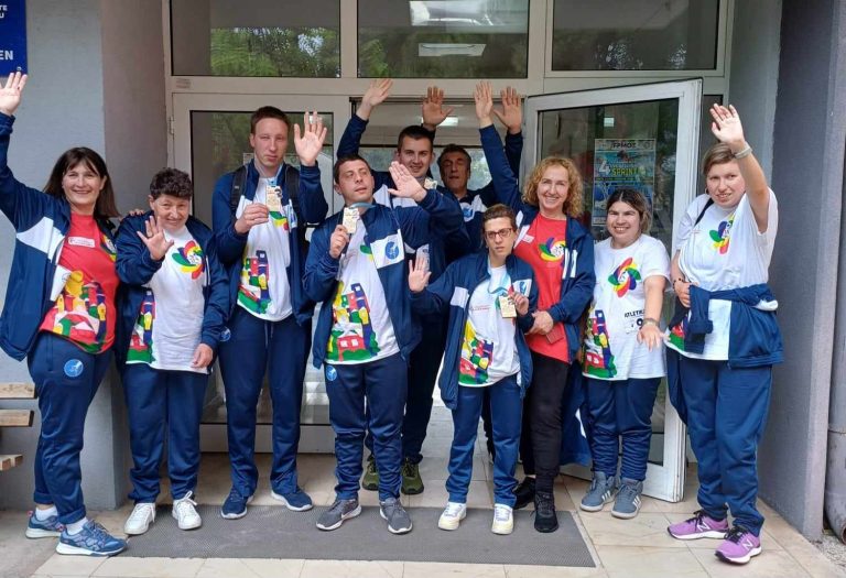 Članovi Udruge “Rina Mašera” osvojili medalje na međunarodom natjecanju: trud se isplatio!