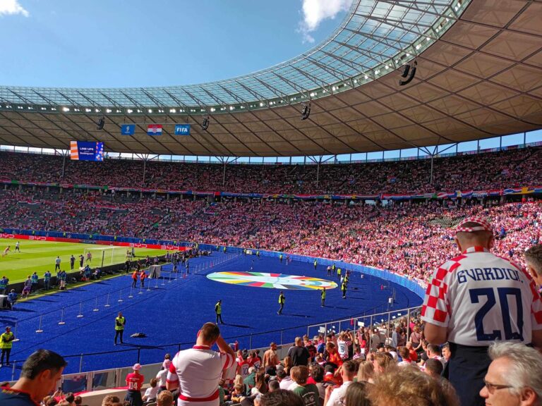 VIDEO/FOTO Stadion u Berlinu u kockicama, idemo Hrvatska!