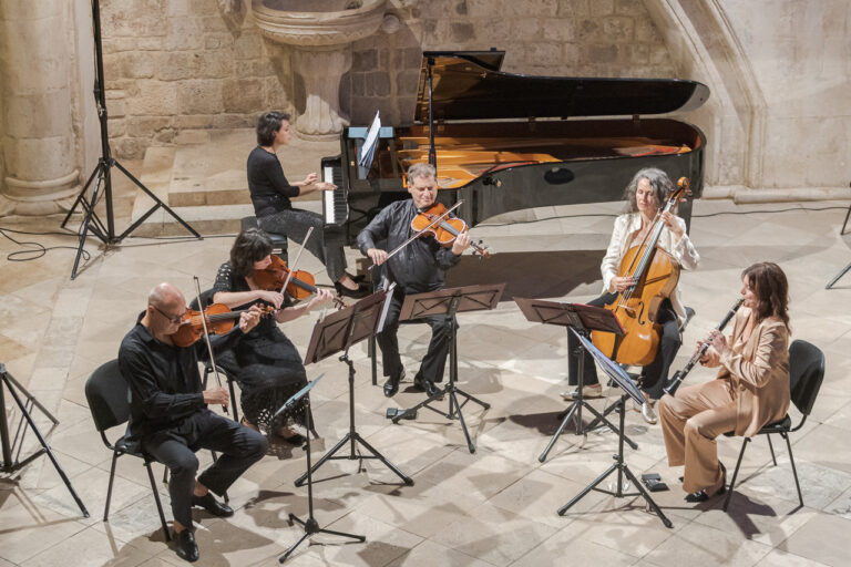 Nastavlja se Stradun Classic festival, večeras “Razglednice”