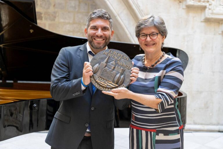 FOTO: Društvu prijatelja dodijeljena prestižna nagrada “Šampioni baštine”