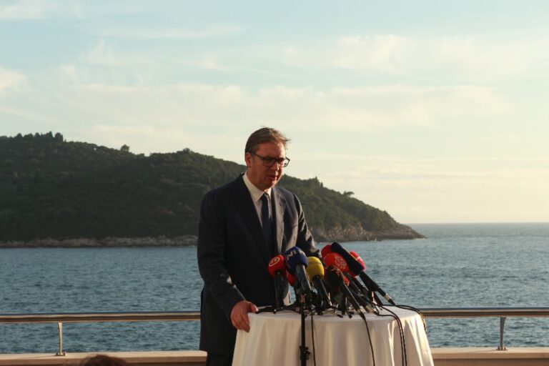 Vučić u Dubrovniku: Za nas je važno otvoriti iskreni dijalog s Hrvatskom