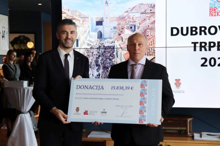 VRIJEDNA DONACIJA ZA DOM MASLINA – dodijeljene zahvalnice za Dubrovačku trpezu